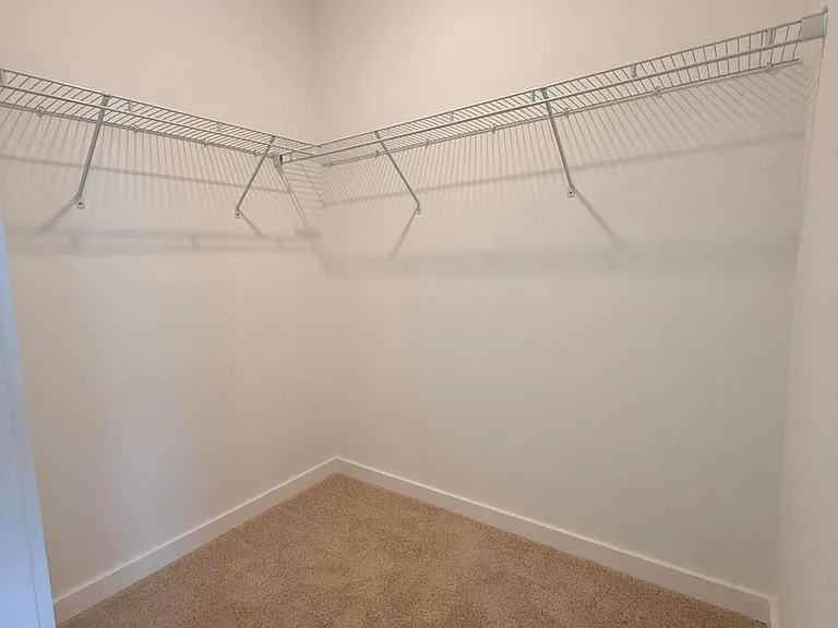 147 Lakeside Landing Ct — Photo 13