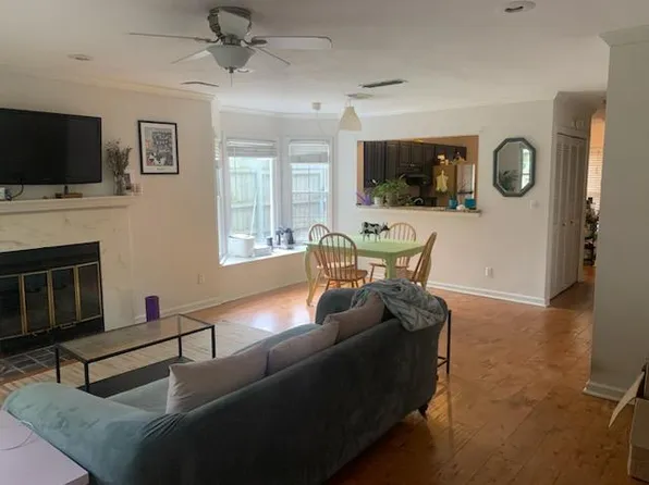 802 Defoors Lndg NW, Atlanta, GA 30318