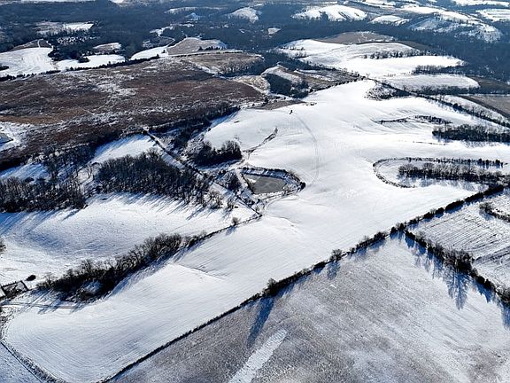 3rd image of 24103 Dewey Rd