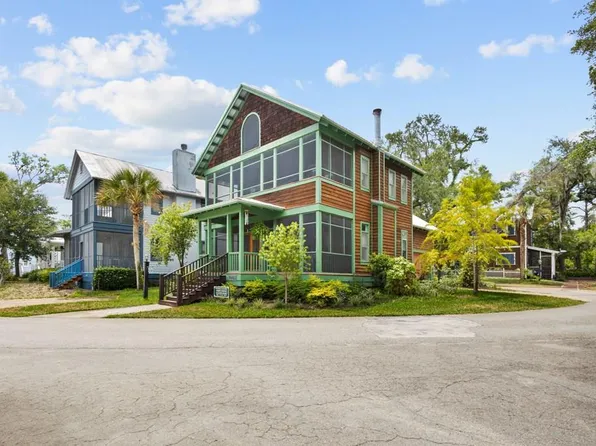 257 NE Maggie Cir, Steinhatchee, FL 32359