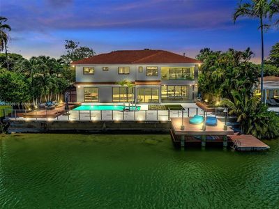 2320 NE 211th St, Miami, FL, 33180