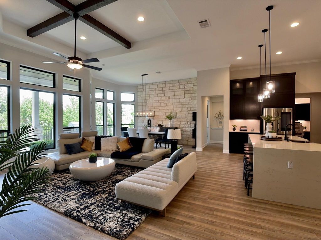 113 Spence Ln, Liberty Hill, TX - View 3