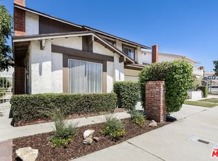 22021 Cantara St, Canoga Park, CA 91304