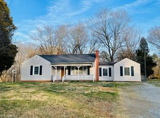 1043 Old Linwood Rd, Lexington, NC 27292