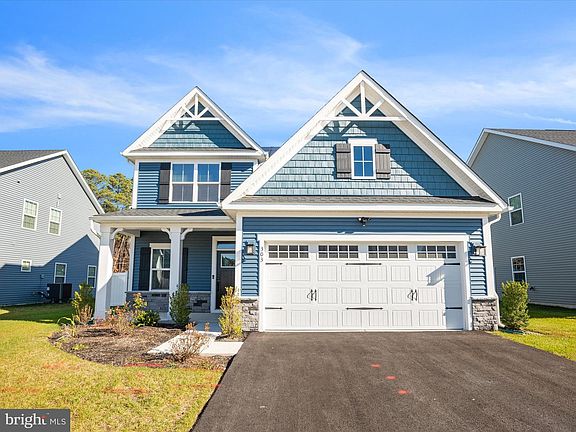 5th image of 303 Pathfinder Cir