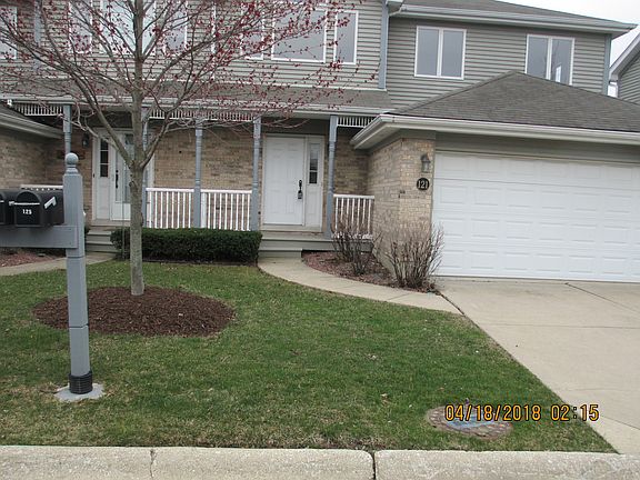 3rd image of 121 Pheasant Dr