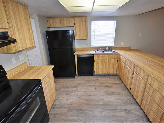 4th image of 15808 Cottontail Pl