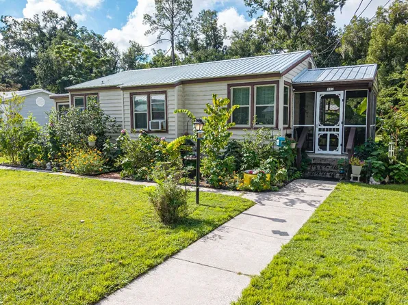 112 Van Buren St SE, Live Oak, FL 32064