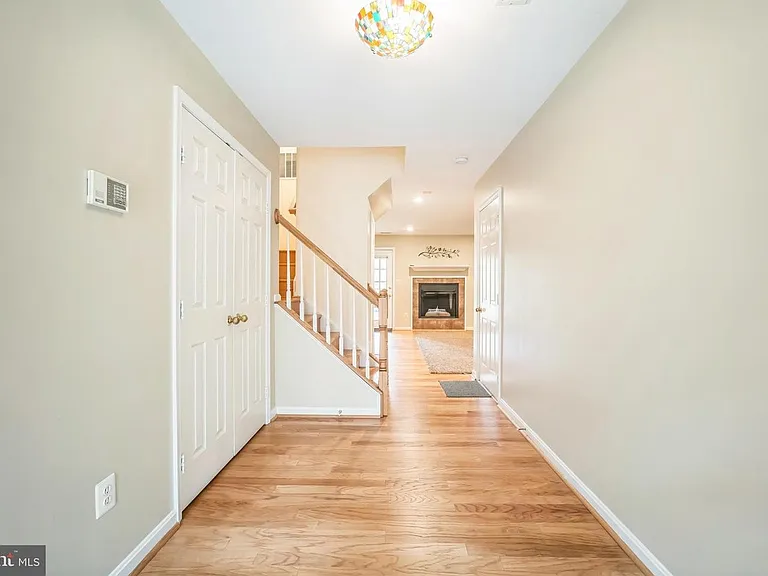11551 Laurel Lake Sq — Photo 19