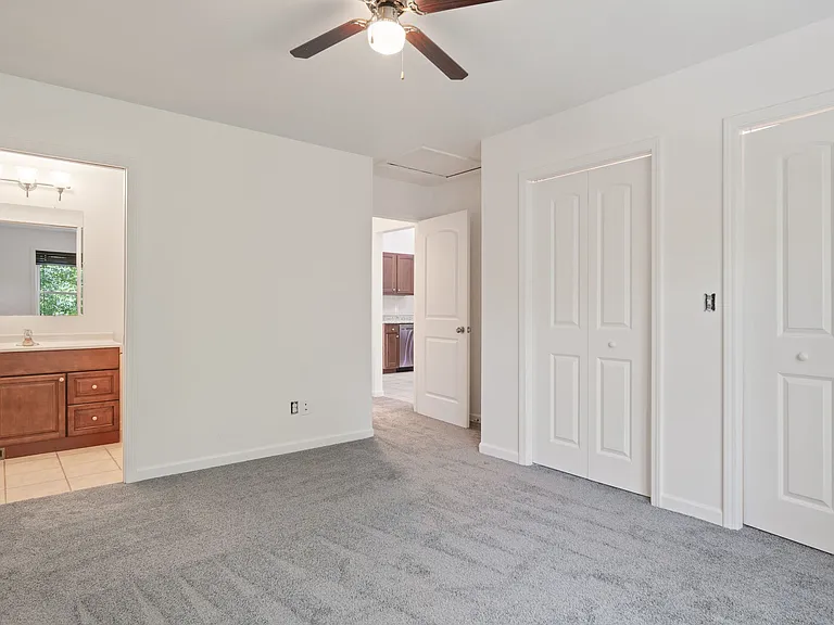 2690 32nd St SE — Photo 16