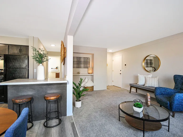 Haven at Grosse Pointe — Photo 11
