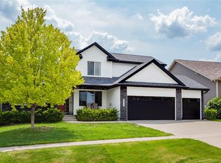 9734 Hazelwood Ave, Johnston, IA 50131