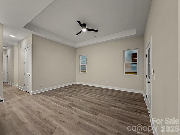 2nd image of 614 S 4th St
