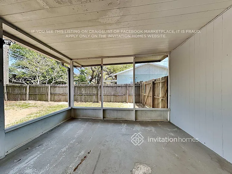 1510 Levern St — Photo 15