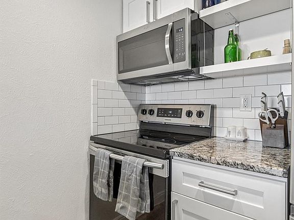 3rd image of 1125 N Washington Street #503