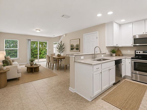 3rd image of 24 Islander Ct