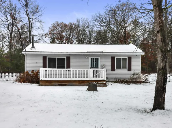 1331 W 13th Ave, Friendship, WI 53934