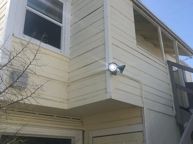 129 E Union Ave — Photo 4