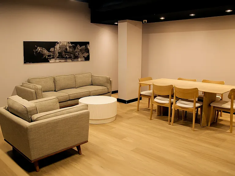 1661 Madison Ave #2A — Photo 9
