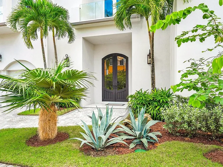 3912 Island Estates Dr — Photo 3