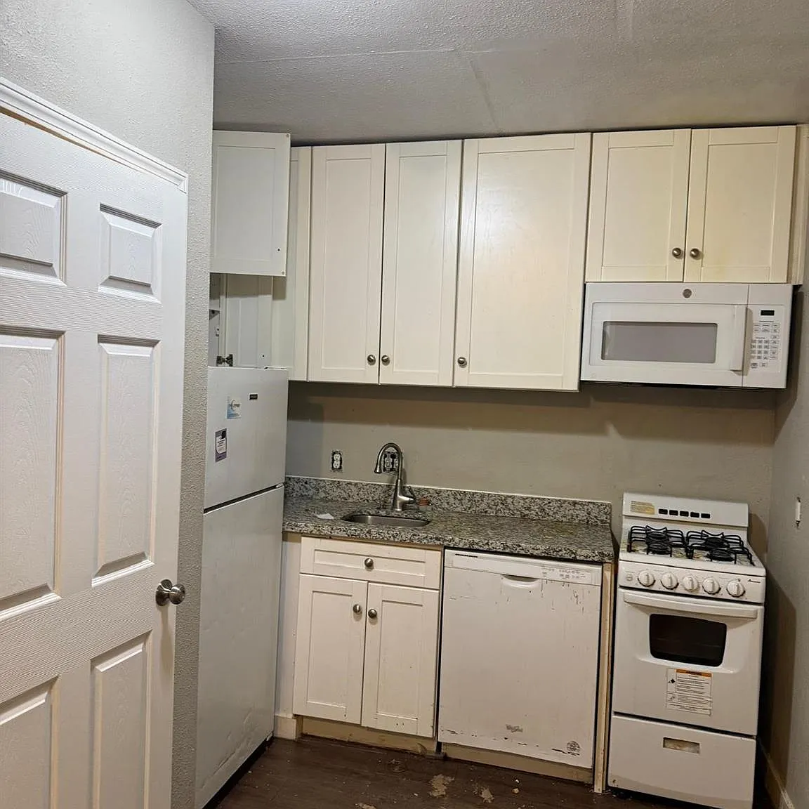 3502 Rosedale St — Photo 3
