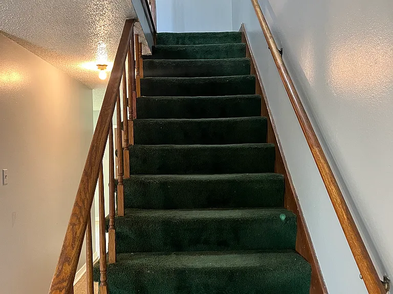 1537 London Cross Rd #D — Photo 10