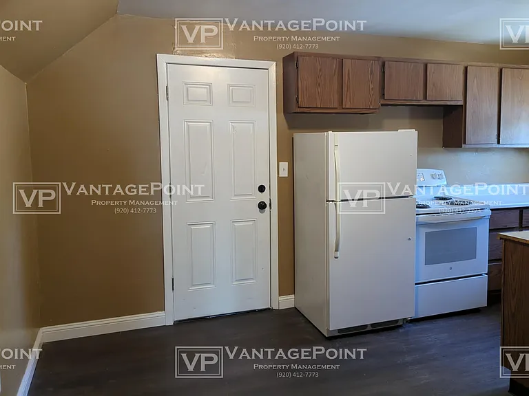 1527 1/2 N Alvin St — Photo 3