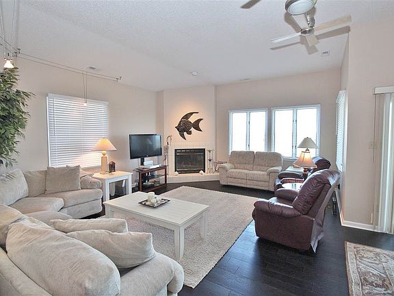 5th image of 5122 Haven Ave #2