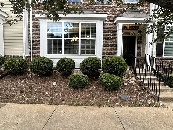 2nd image of 132 Spring Pine Ln