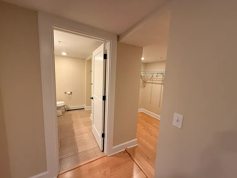 City Club Apartments — Photo 54