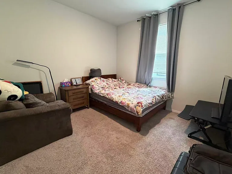 14638 Emerio Dr — Photo 9