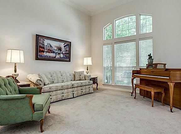 5th image of 609 Winged Foot Ln