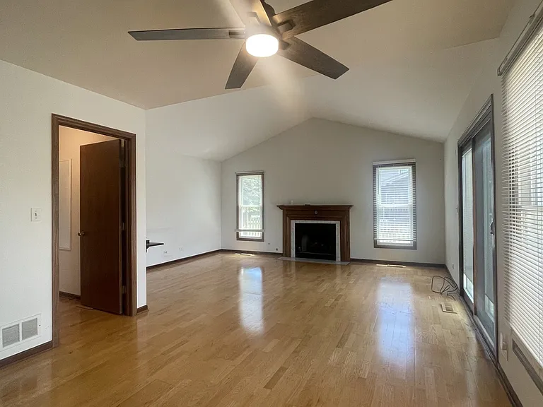 4330 Huntington Blvd — Photo 4