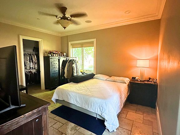 2nd image of 532 W Orange Heights Ln #2