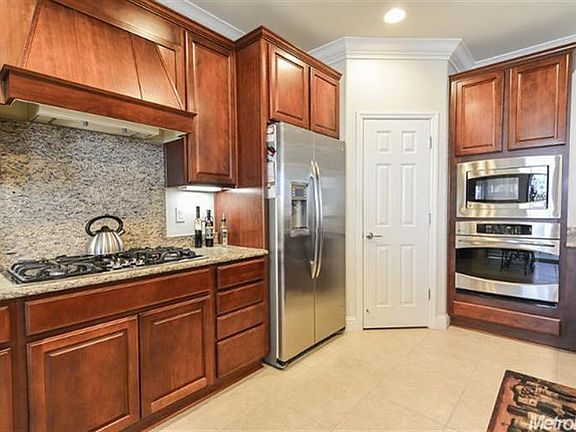 5th image of 1717 Dogwood Glen Way