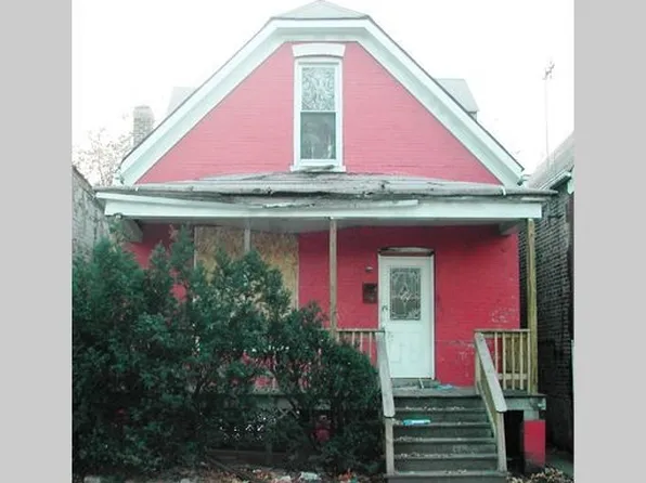 852 N Trumbull Ave, Chicago, IL 60651