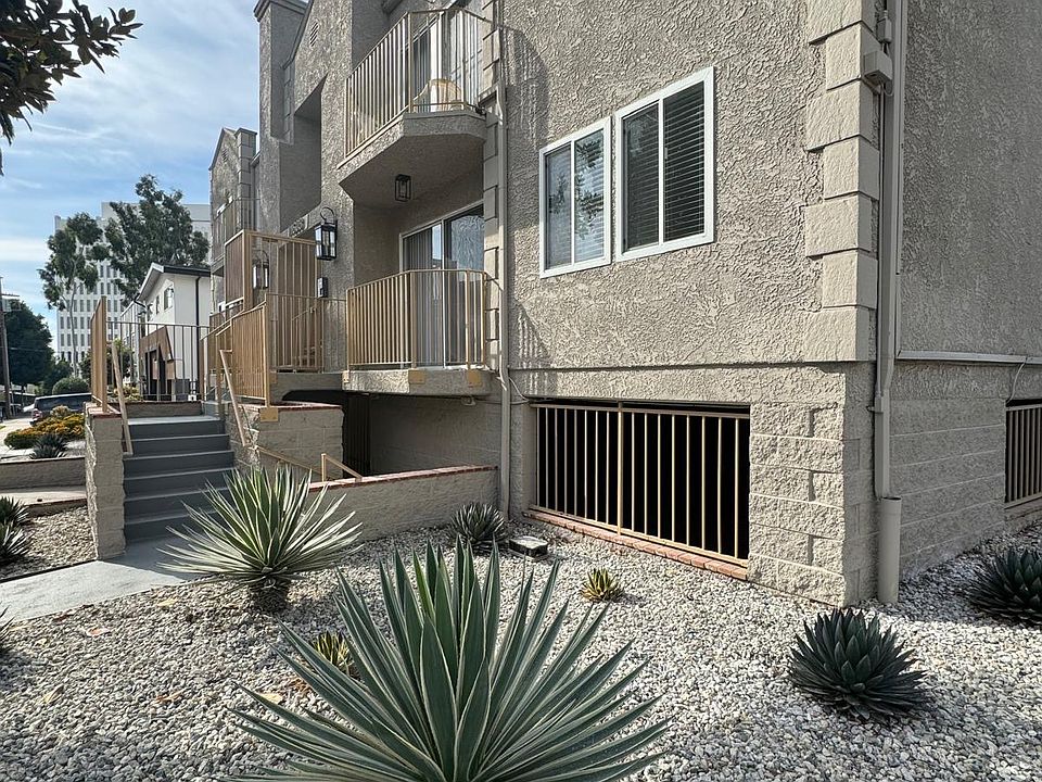 1st image of 11603 Darlington Ave APT 1