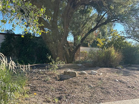 3rd image of 7860 E Camino Los Brazos