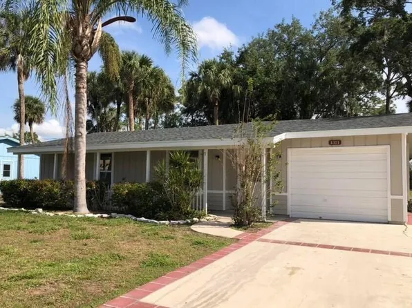 1371 SW Babcock Avenue, Port St Lucie, FL 34953