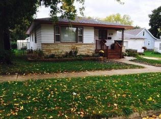 306 E Howard St, Portage, WI 53901