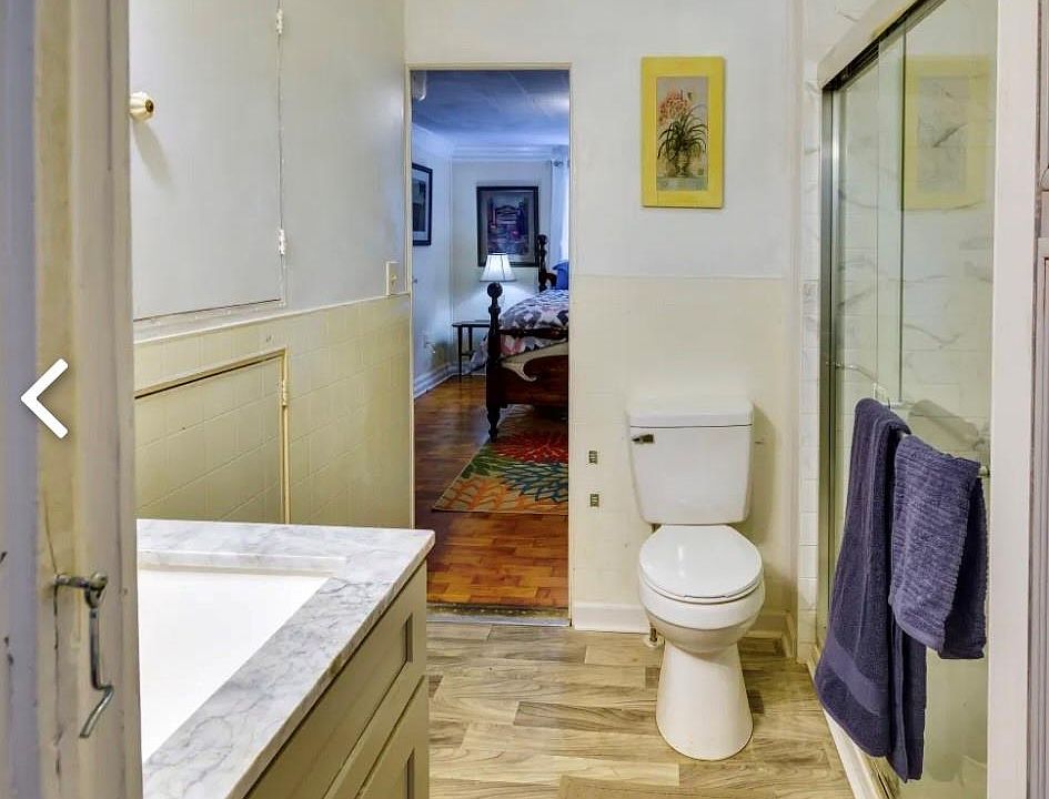 13th image of 1740 Hollywood Dr