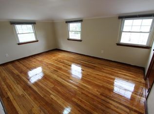 733 Ridgemont Dr, Pittsburgh, PA 15220