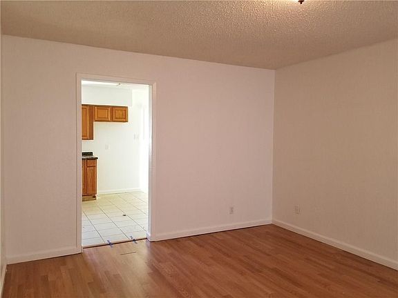 3rd image of 766 Havenwood Dr