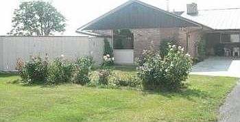 2nd image of 226 N Crestview Dr