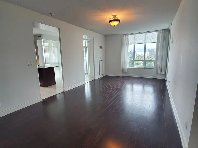 10 Bloorview Pl N #1608 — Photo 4
