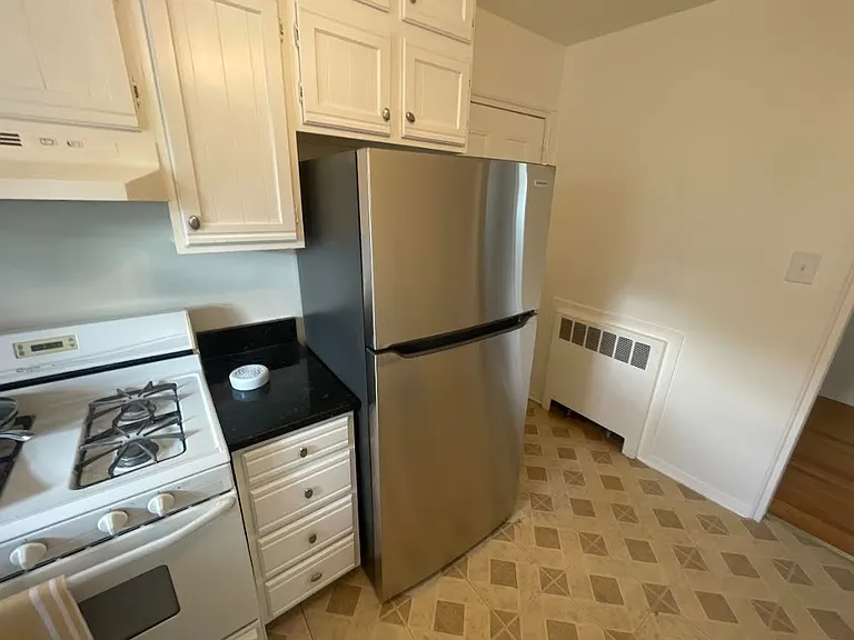 2623 W Fitch Ave #1E — Photo 4