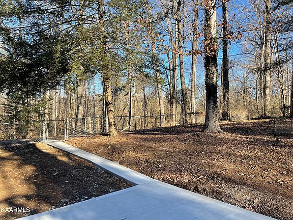 5th image of 3111 Ginn Dr
