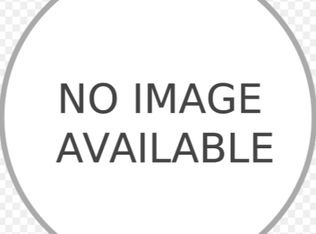 27 Lakeview Dr, Mundelein, IL 60060