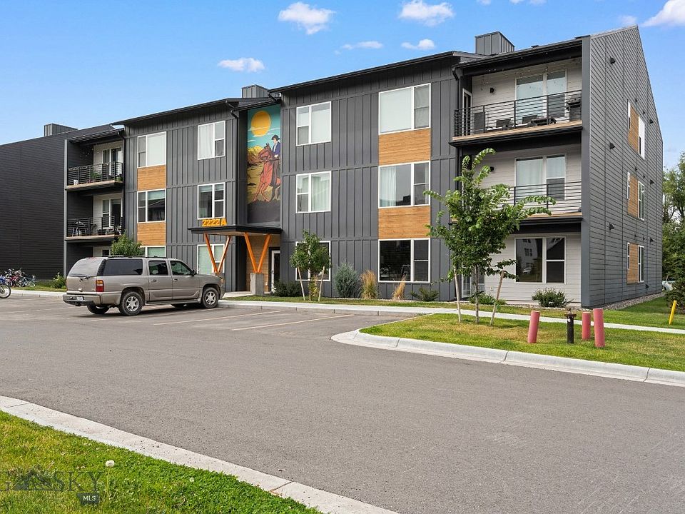 1st image of 2222A Willow Dr Unit 21
