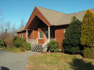 477 Skyview St, Deep Gap, NC 28618